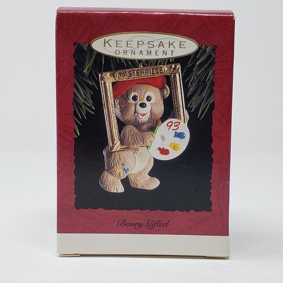1993 Hallmark Beary Gifted Handcrafted Keepsake Holiday Christmas Ornament. - Picture 1 of 6